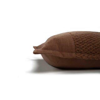 Rizzy Pillows T22457 Cocoa Detail Image