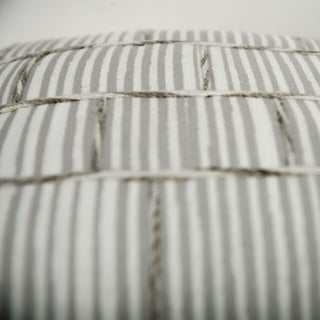 Rizzy Pillows T22488 Grey/Ivory Angle Image