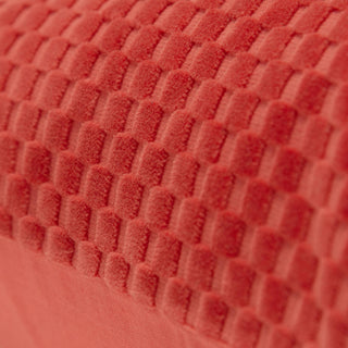 Rizzy Pillows T22506 Red Corner Image