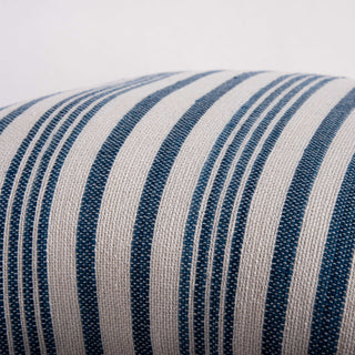 Rizzy Pillows T22512 Natural/Blue Corner Image