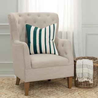 Rizzy Pillows T22517 Natural / Teal Room Image Feature