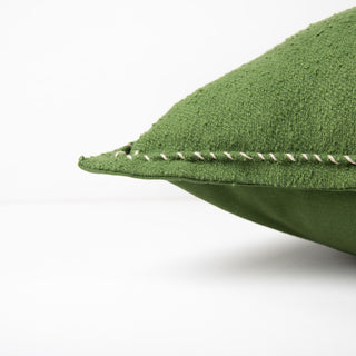Rizzy Pillows T22652 Green Detail Image
