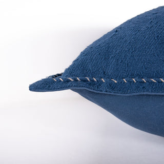 Rizzy Pillows T22655 Deep Dark Blue Detail Image