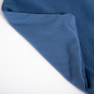 Rizzy Pillows T22655 Deep Dark Blue Room Image Feature