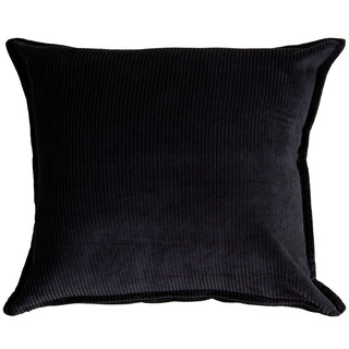 Rizzy Pillows T22657 Black Room Image Feature