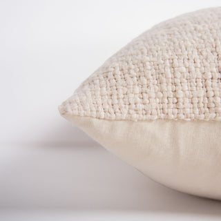 Rizzy Pillows T22659 Natural Detail Image
