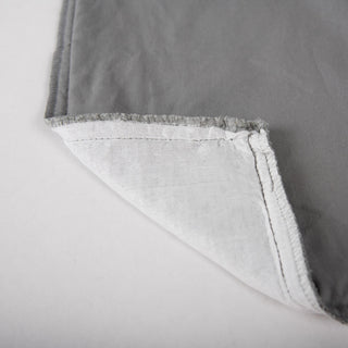 Rizzy Pillows T22660 Grey Room Image Feature