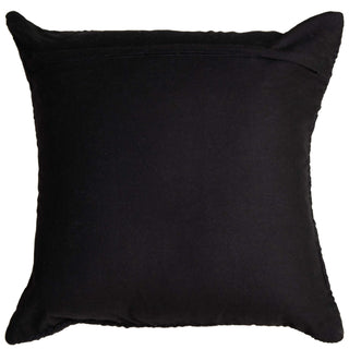 Rizzy Pillows T22662 Black Room Image Feature