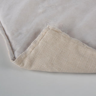 Rizzy Pillows T22761 Natural Detail Image