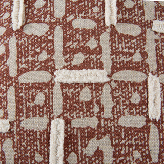 Rizzy Pillows T22966 Rust/ Natural Angle Image