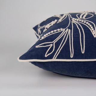 Rizzy Pillows T23545 Blue/ Natural Edge Image