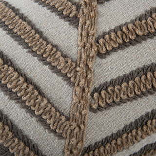 Rizzy Pillows T23595 Natural/ Brown Corner Image