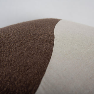Rizzy Pillows T23735 Natural/Brown Angle Image