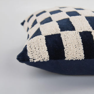Rizzy Pillows T23885 Blue/ Natural Edge Image