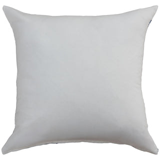 Rizzy Pillows T24746 White/Blue Room Image Feature