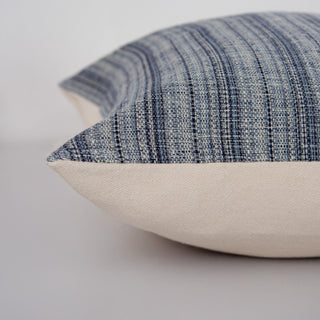 Rizzy Donny Osmond Home T25065 Natural / Blue Edge Image