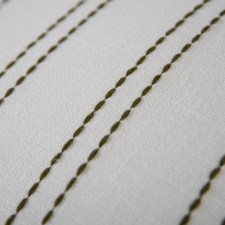 Rizzy Pillows T25094 White/Green Angle Image
