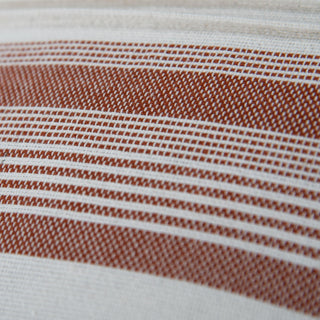 Rizzy Pillows T25120 White/Rust Corner Image