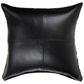 Rizzy Pillows T25299 Black Room Image Feature