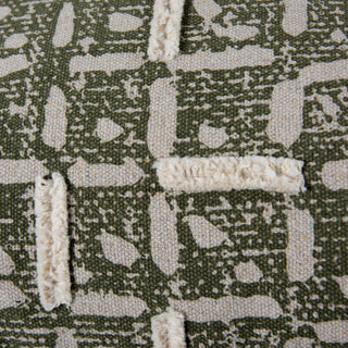 Rizzy Pillows T27078 Green/ Natural Angle Image