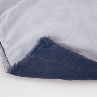 Rizzy Pillows T27083 Blue Detail Image