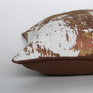 Rizzy Pillows T27107 Ivory/ Copper/ Gold Edge Image