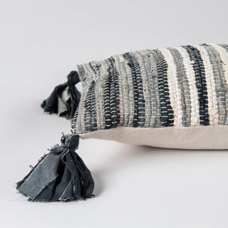 Rizzy Pillows T27121 Black/Grey Edge Image