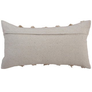 Rizzy Pillows T27125 Natural Room Image Feature