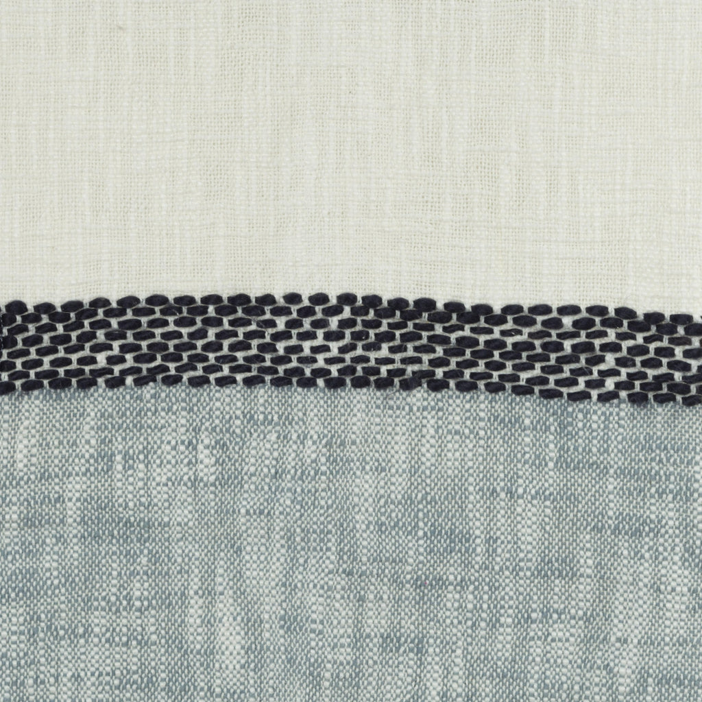 Rizzy Throws TH0845 Navy / Natural Throw Corner Image