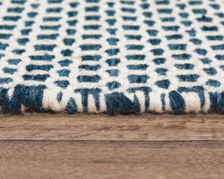 Rizzy Windsor WIN102 Blue Area Rug Edge Image