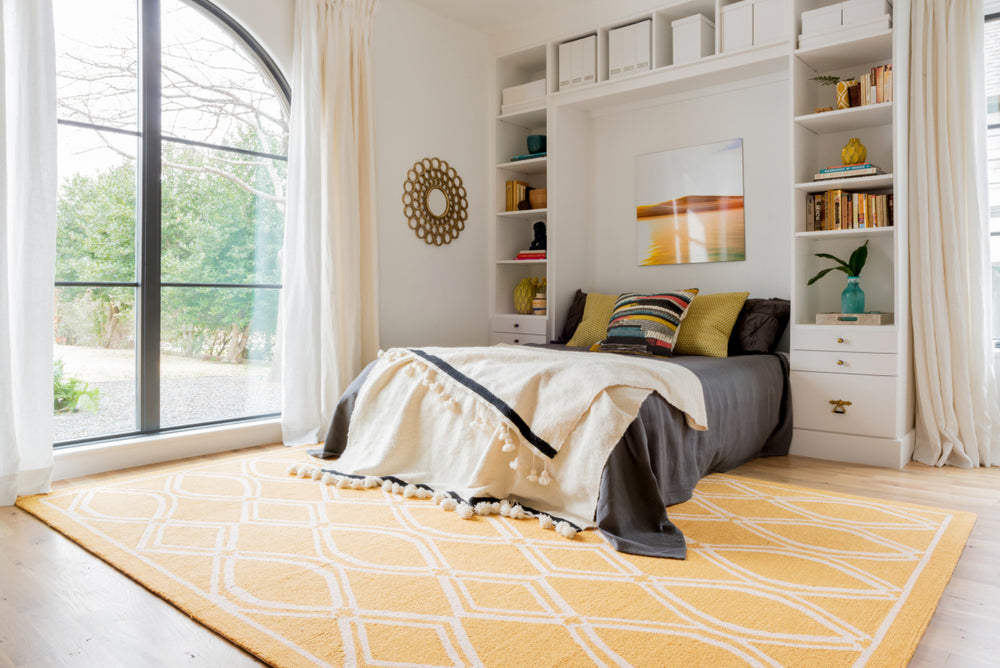 Loloi Stephanie SW-04 Gold / Ivory Area Rug Roomscene Feature