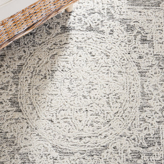 Safavieh Abstract ABT356H Ivory / Charcoal Area Rug Detail