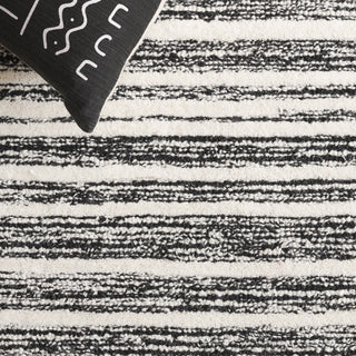 Safavieh Abstract ABT559Z Black / Ivory Area Rug Detail