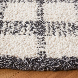 Safavieh Abstract ABT648A Ivory / Black Area Rug Detail