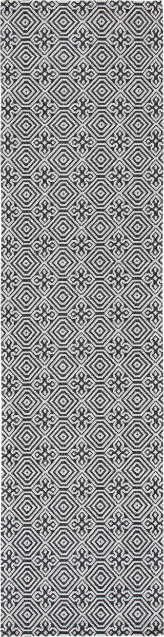 Safavieh Augustine AGT402 Black / Light Grey Area Rug