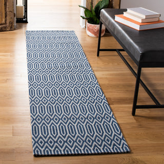 Safavieh Augustine AGT405 Navy / Light Grey Area Rug Room Scene Feature