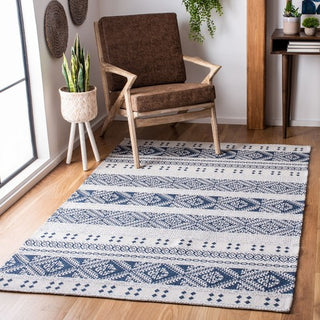 Safavieh Augustine AGT445 Navy / Cream Area Rug