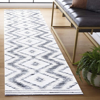 Safavieh Alamo ALM737 Ivory / Charcoal Area Rug Room Scene Feature