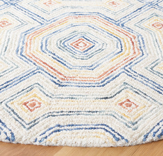 Safavieh Aspen APN264M Ivory / Blue Area Rug Detail