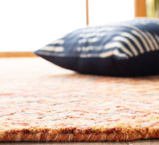 Safavieh Aspen APN282D Gold / Pink Area Rug Detail