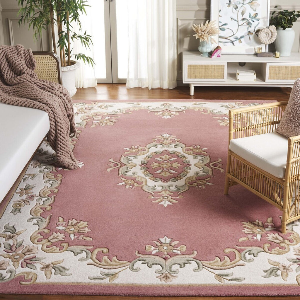 Safavieh Aubusson AUB301U Pink / Ivory Area Rug Room Scene Feature