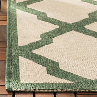 Safavieh Beach House BHS122 Cream / Green Area Rug