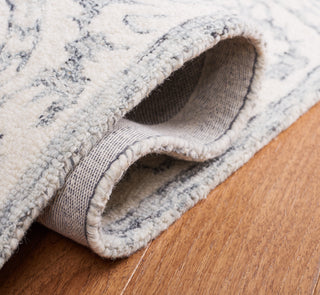 Safavieh Blossom BLM106H Grey / Ivory Area Rug Detail