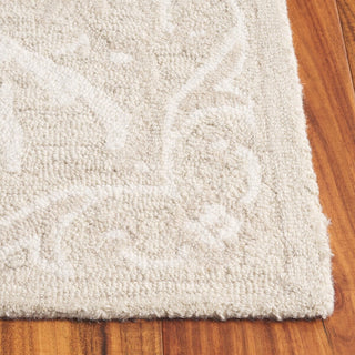 Safavieh Blossom BLM116B Beige / Ivory Area Rug Detail
