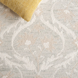 Safavieh Blossom BLM116G Light Grey / Ivory Area Rug Detail