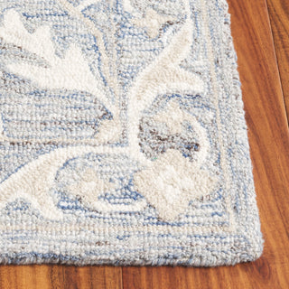 Safavieh Blossom BLM116M Blue / Ivory Area Rug Detail