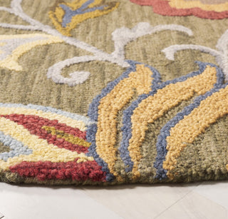 Safavieh Blossom BLM404Y Green / Red Area Rug Detail