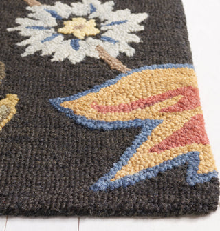 Safavieh Blossom BLM404Z Black / Yellow Area Rug Detail