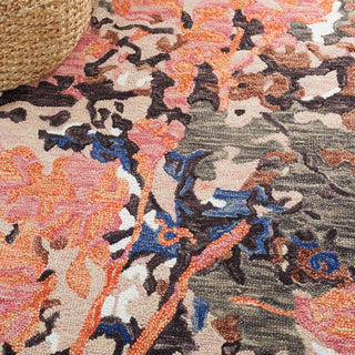 Safavieh Blossom BLM460U Pink / Ivory Area Rug Detail