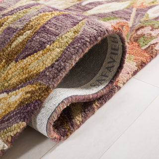 Safavieh Blossom BLM462V Purple / Sage Area Rug Detail